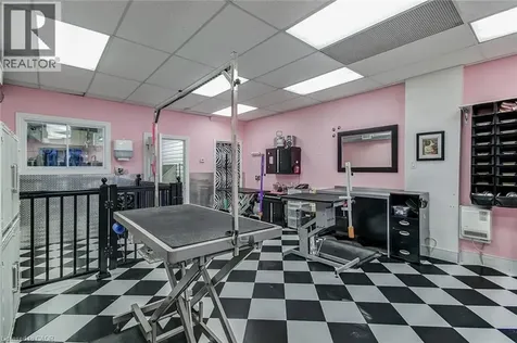 1858 Lakeshore Road West Mississauga ON L5J 1J7