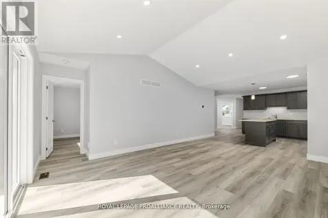 33 Clayton John Avenue Brighton ON K0K 1H0