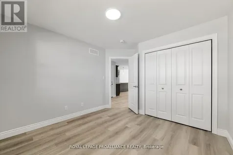 33 Clayton John Avenue Brighton ON K0K 1H0