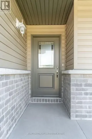 33 Clayton John Avenue Brighton ON K0K 1H0