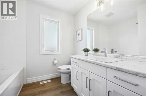 640 Sweetbay Crescent Sarnia ON N7S 0B3