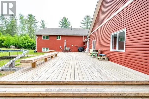616 Barron Canyon Road Petawawa ON K8A 6W7