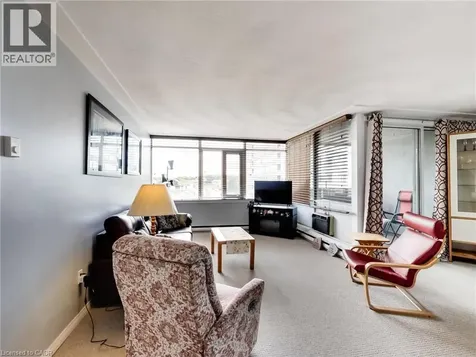 30 Harrisford Street Hamilton ON L8K 6M9