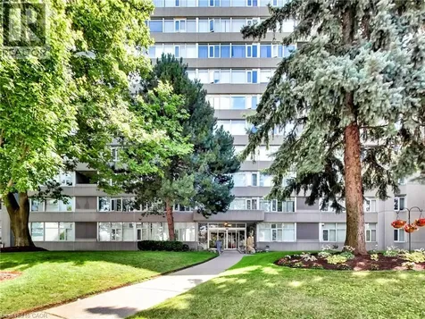 30 Harrisford Street Hamilton ON L8K 6M9