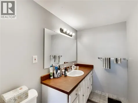30 Harrisford Street Hamilton ON L8K 6M9