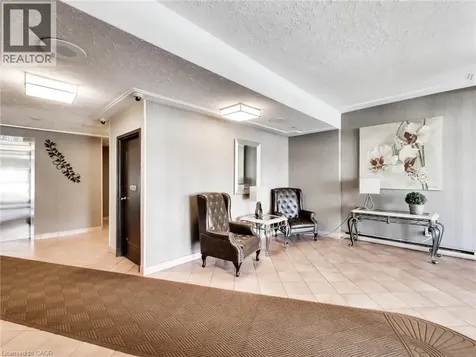30 Harrisford Street Hamilton ON L8K 6M9