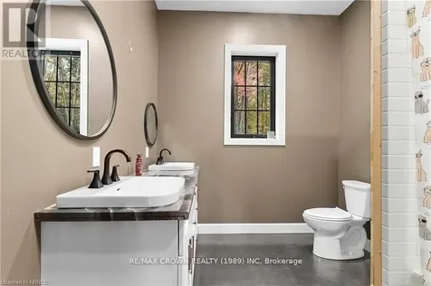 24 Sun Valley Way Nipissing ON P0H 1Z0