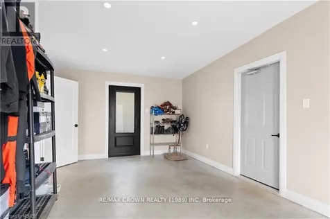 24 Sun Valley Way Nipissing ON P0H 1Z0
