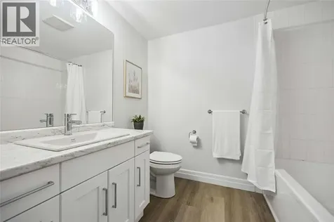 640 Sweetbay Crescent Sarnia ON N7S 0B3