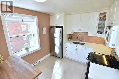 1351 Lakeshore Road Burlington ON L7S 1B1