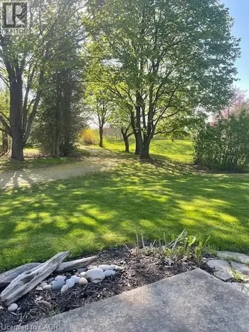 99 Mcbay Road Brantford ON N3T 5L4