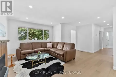 1502 Farnsworth Avenue Ottawa ON K1H 7C3