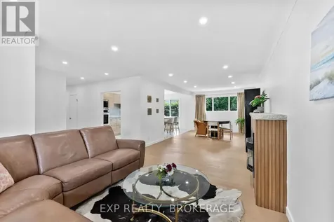 1502 Farnsworth Avenue Ottawa ON K1H 7C3