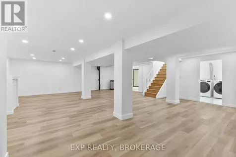 1502 Farnsworth Avenue Ottawa ON K1H 7C3
