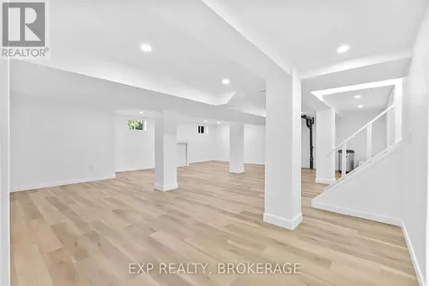 1502 Farnsworth Avenue Ottawa ON K1H 7C3