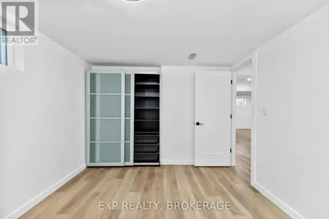 1502 Farnsworth Avenue Ottawa ON K1H 7C3
