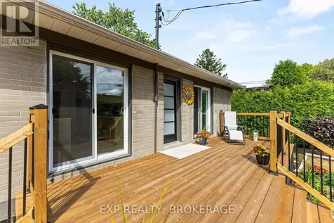 1502 Farnsworth Avenue Ottawa ON K1H 7C3