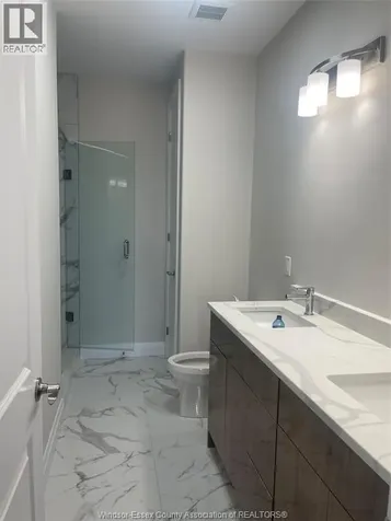 4517 Valerio Crescent Lasalle ON N9H 0N1