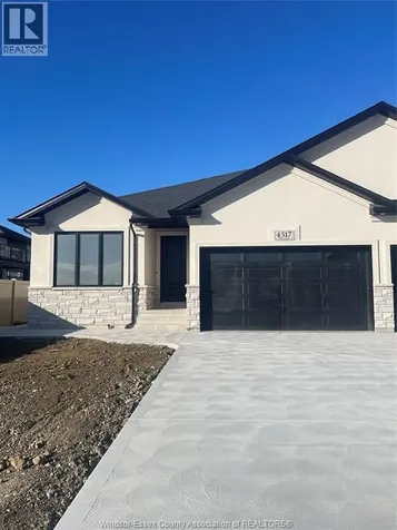 4517 Valerio Crescent Lasalle ON N9H 0N1