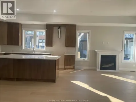 4517 Valerio Crescent Lasalle ON N9H 0N1
