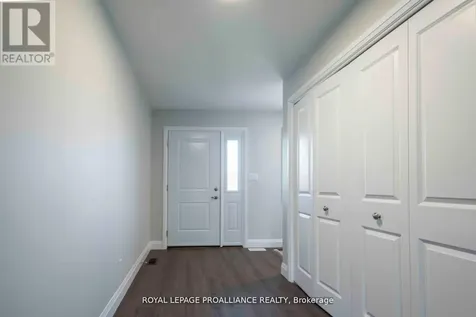 18 Clayton John Avenue Brighton ON K0K 1H0