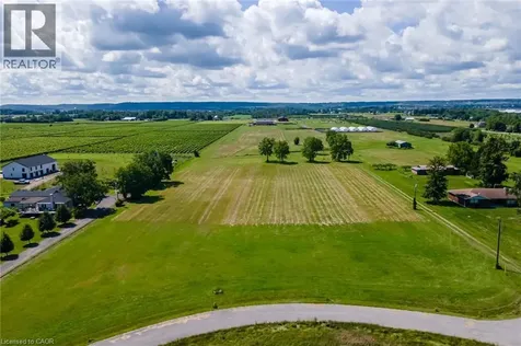 4558 Lakeside Drive Beamsville ON L0R 1B1