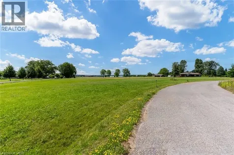 4558 Lakeside Drive Beamsville ON L0R 1B1