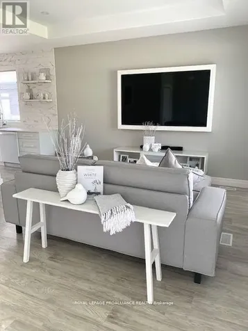 14 Clayton John Avenue Brighton ON K0K 1H0