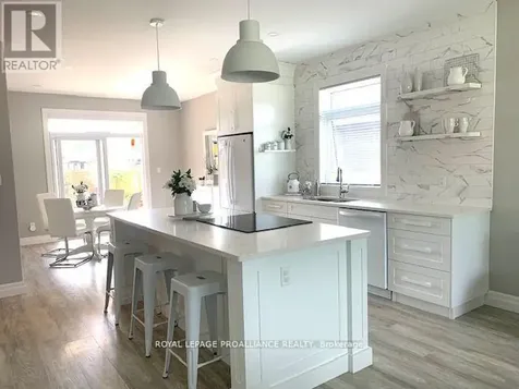 14 Clayton John Avenue Brighton ON K0K 1H0