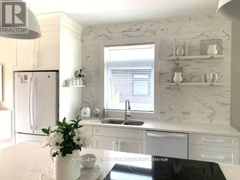 14 Clayton John Avenue Brighton ON K0K 1H0