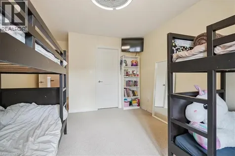 6 Chestnut Drive Grimsby ON L3M 0C4