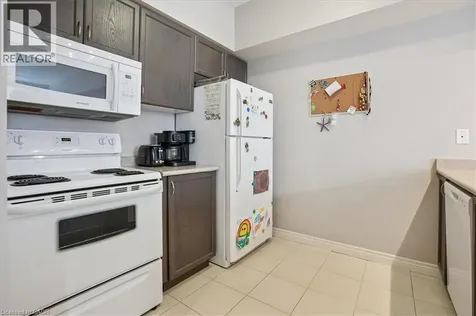6 Chestnut Drive Grimsby ON L3M 0C4