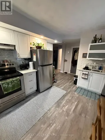 698 Cooper Street Ottawa ON K1R 6C6