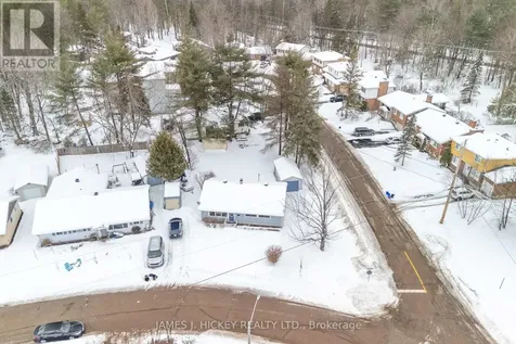 88 Glendale Avenue Deep River ON K0J 1P0
