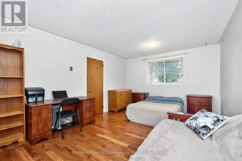 4 Dunlop Street Penetanguishene ON L9M 1J2