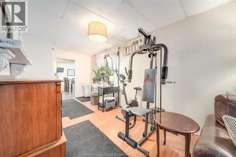 1537 Westminster Boulevard Windsor ON N8T 1W8