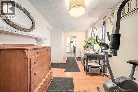 1537 Westminster Boulevard Windsor ON N8T 1W8