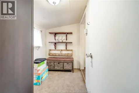 1537 Westminster Boulevard Windsor ON N8T 1W8