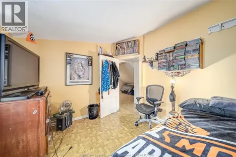 1537 Westminster Boulevard Windsor ON N8T 1W8