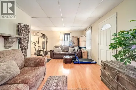 1537 Westminster Boulevard Windsor ON N8T 1W8