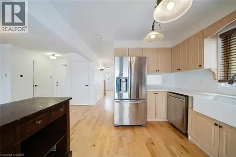 108 Olde Bayview Avenue Richmond Hill ON L4E 3C7