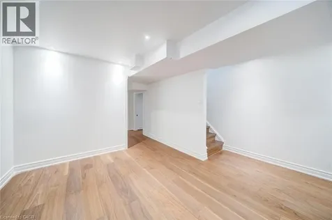 108 Olde Bayview Avenue Richmond Hill ON L4E 3C7