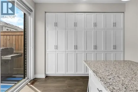 38 Hibiscus Lane Hamilton ON L8K 0A4