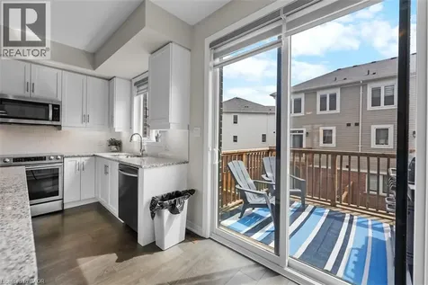 38 Hibiscus Lane Hamilton ON L8K 0A4
