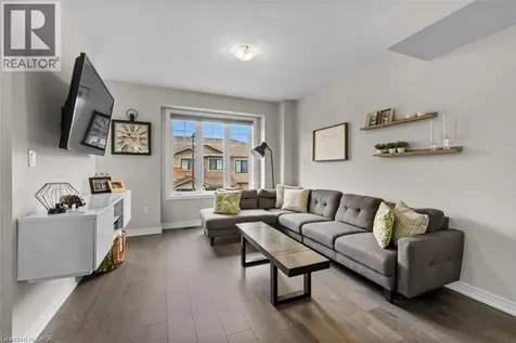 38 Hibiscus Lane Hamilton ON L8K 0A4