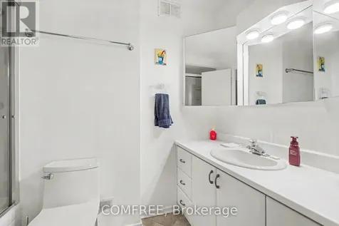 915 Elmsmere Road Ottawa ON K1J 8H8