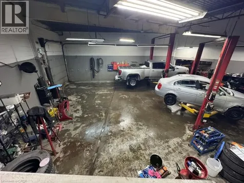 1659 Victoria Street North Kitchener ON N2B 3E6