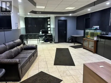 1659 Victoria Street North Kitchener ON N2B 3E6