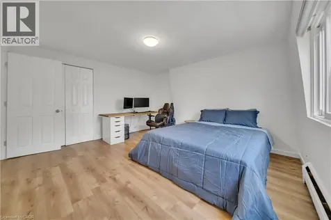 78 Borden Parkway Kitchener ON N2M 3T4
