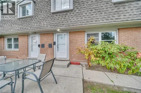 78 Borden Parkway Kitchener ON N2M 3T4